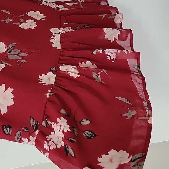 Mint condition flowery dress - Picture 5 of 11